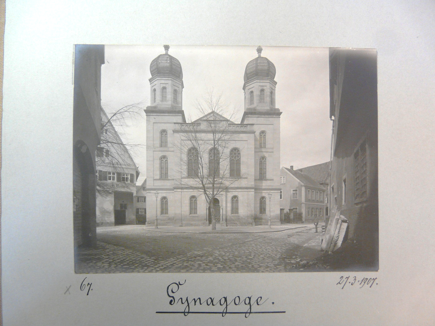 Bild der Noerdlinger Synagoge Quelle Stadtarchiv Kellermann Album 23 3 1907